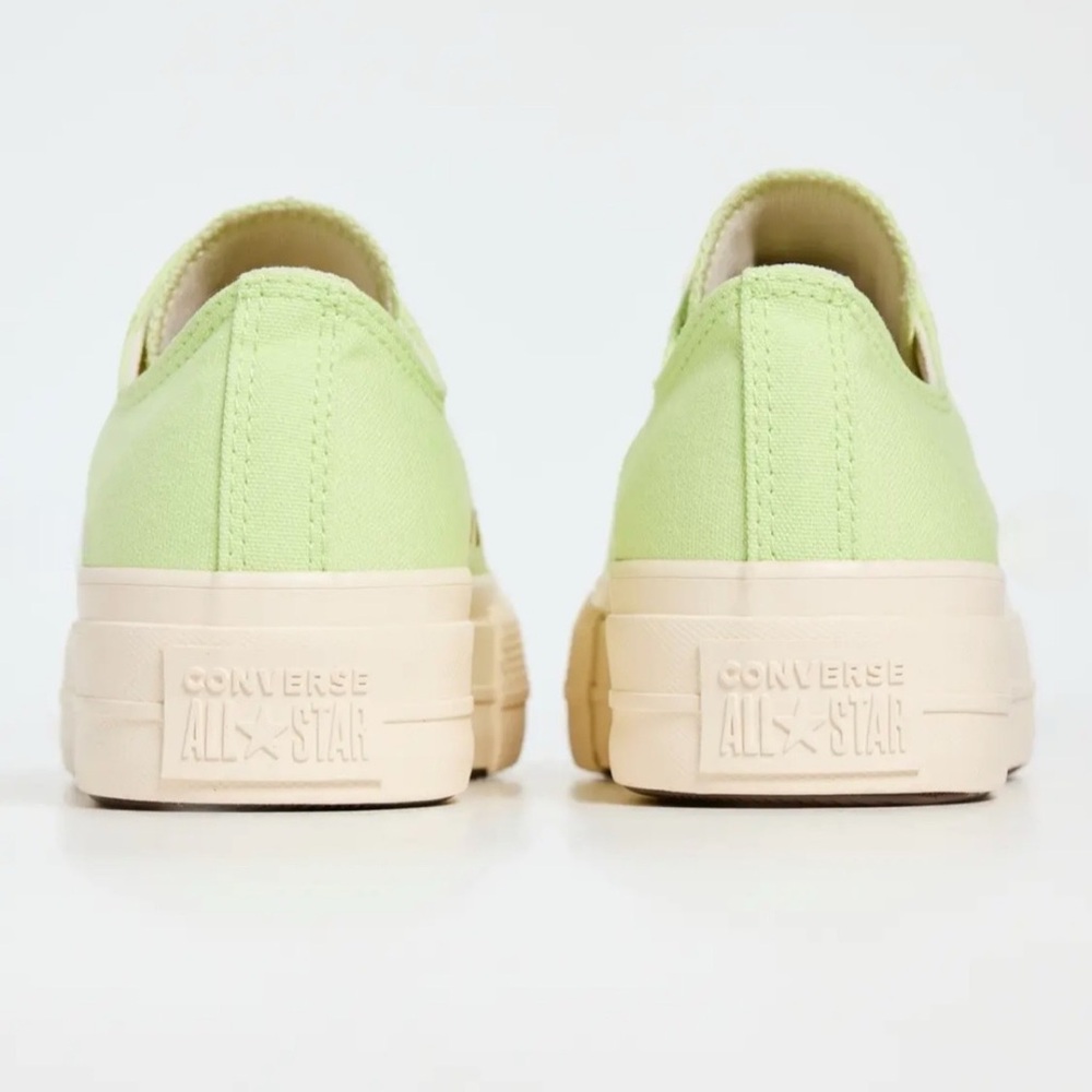 Converse Unisex Chuck Taylor All Star Lift Platform Low Top in Citron Size 7 - Picture 4 of 8